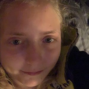 Meet your Posher, Raychelle